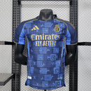 CAMISOLA VERSÃO PLAYER DO REAL MADRID 25/26 AZUL LV
