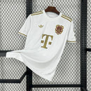 BAYERN MUNICH AWAY 25/26